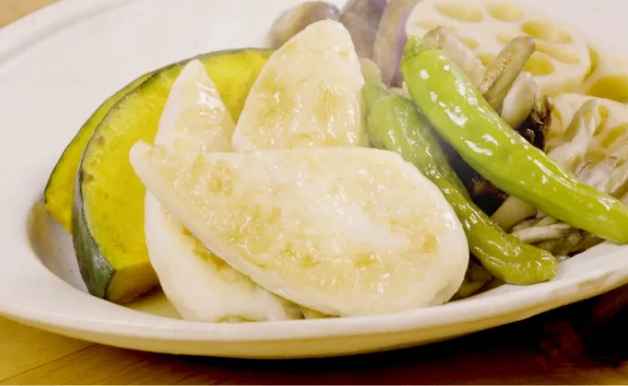 笹かまと秋野菜の煮びたし